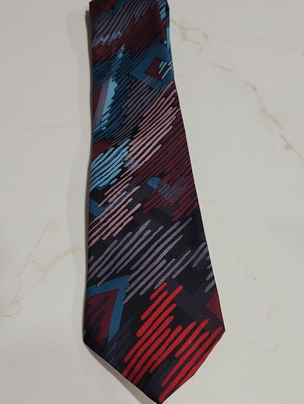Contemporary Abstract Stripe Tie in Red, Blue & Purple